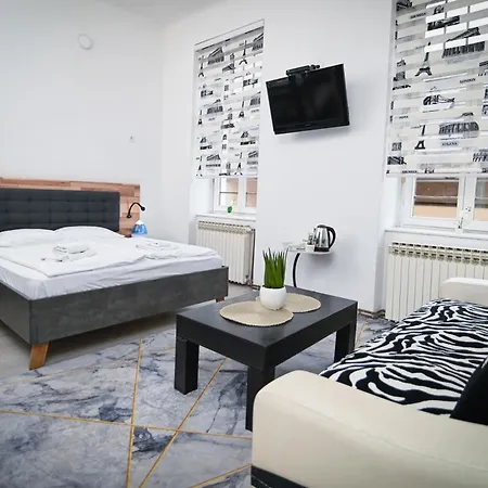 Old Town Whisper Apartments - Free Parking Sarajevo Exterior photo